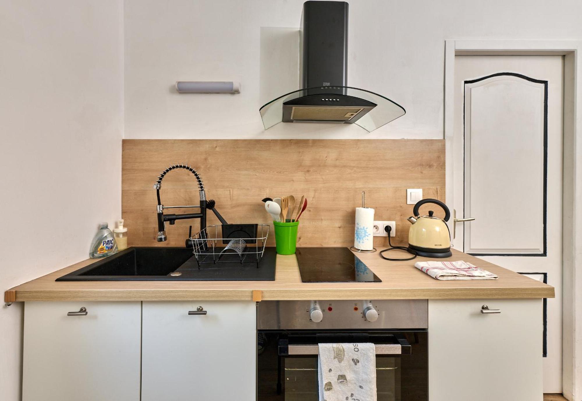 Agreable Studio En Hyper Centre Nevers Bagian luar foto