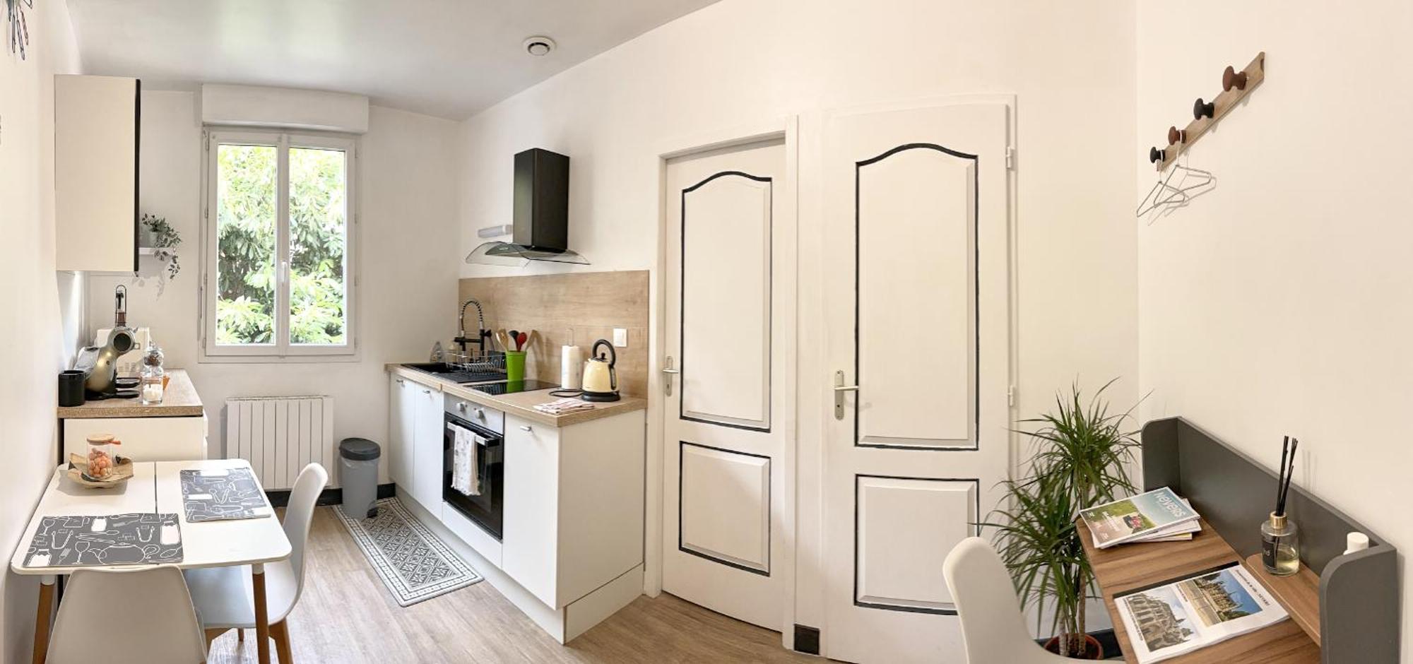 Agreable Studio En Hyper Centre Nevers Bagian luar foto