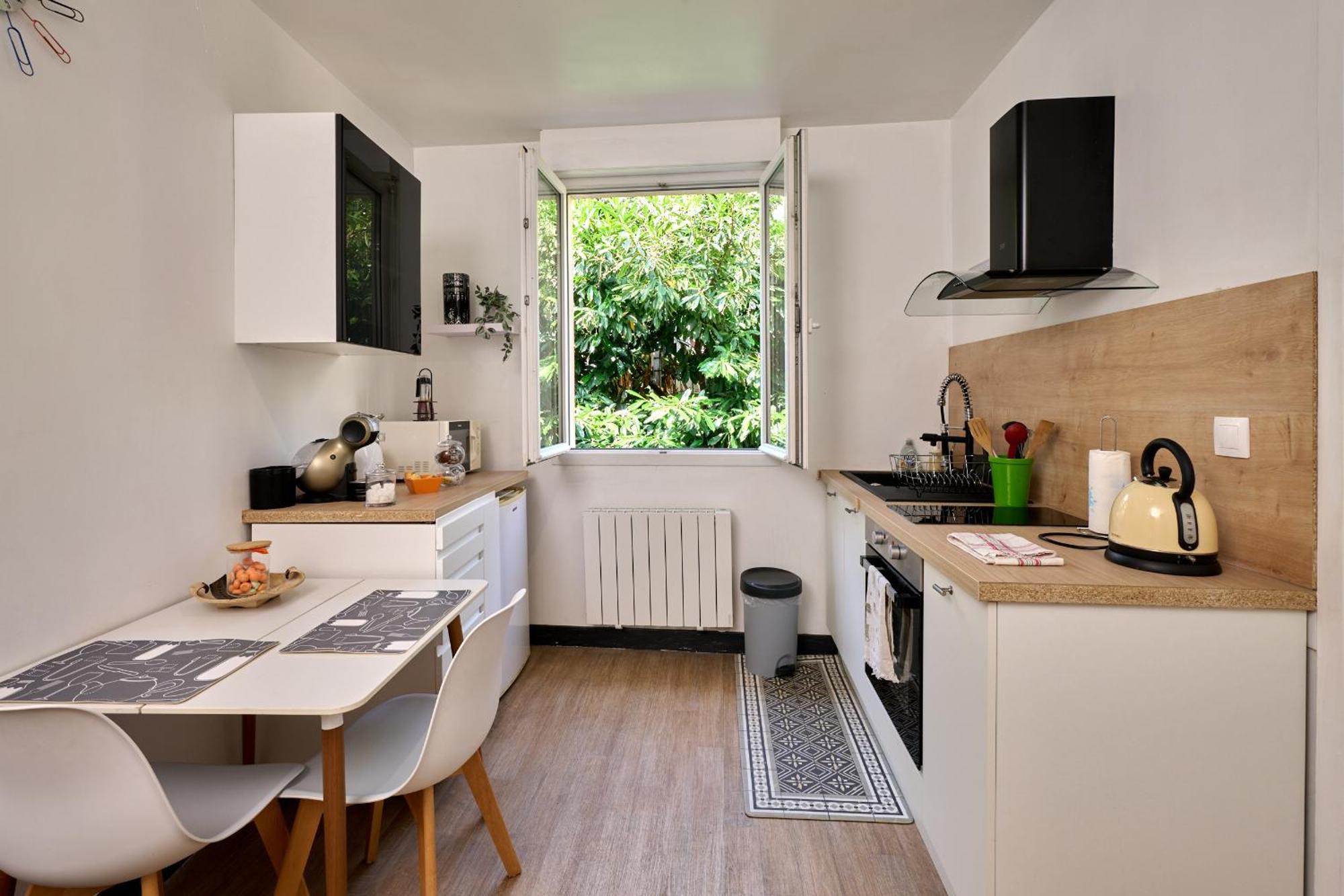 Agreable Studio En Hyper Centre Nevers Bagian luar foto